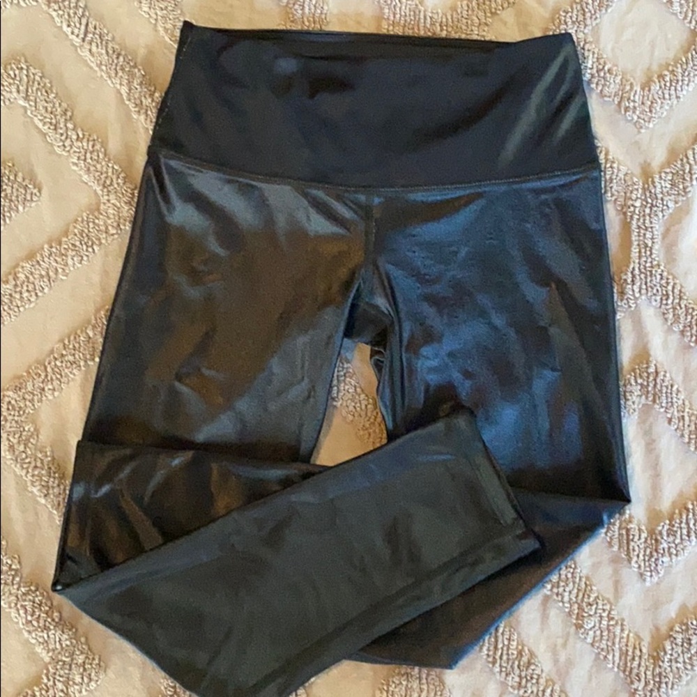 Noli Yoga Liquid Black Gloss Leggings